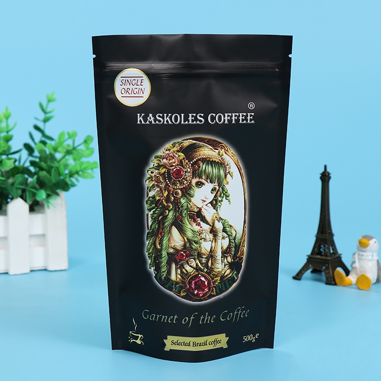 淹れたてのコーヒーにバルブ付きコーヒーバッグを選ぶ理由は何ですか?